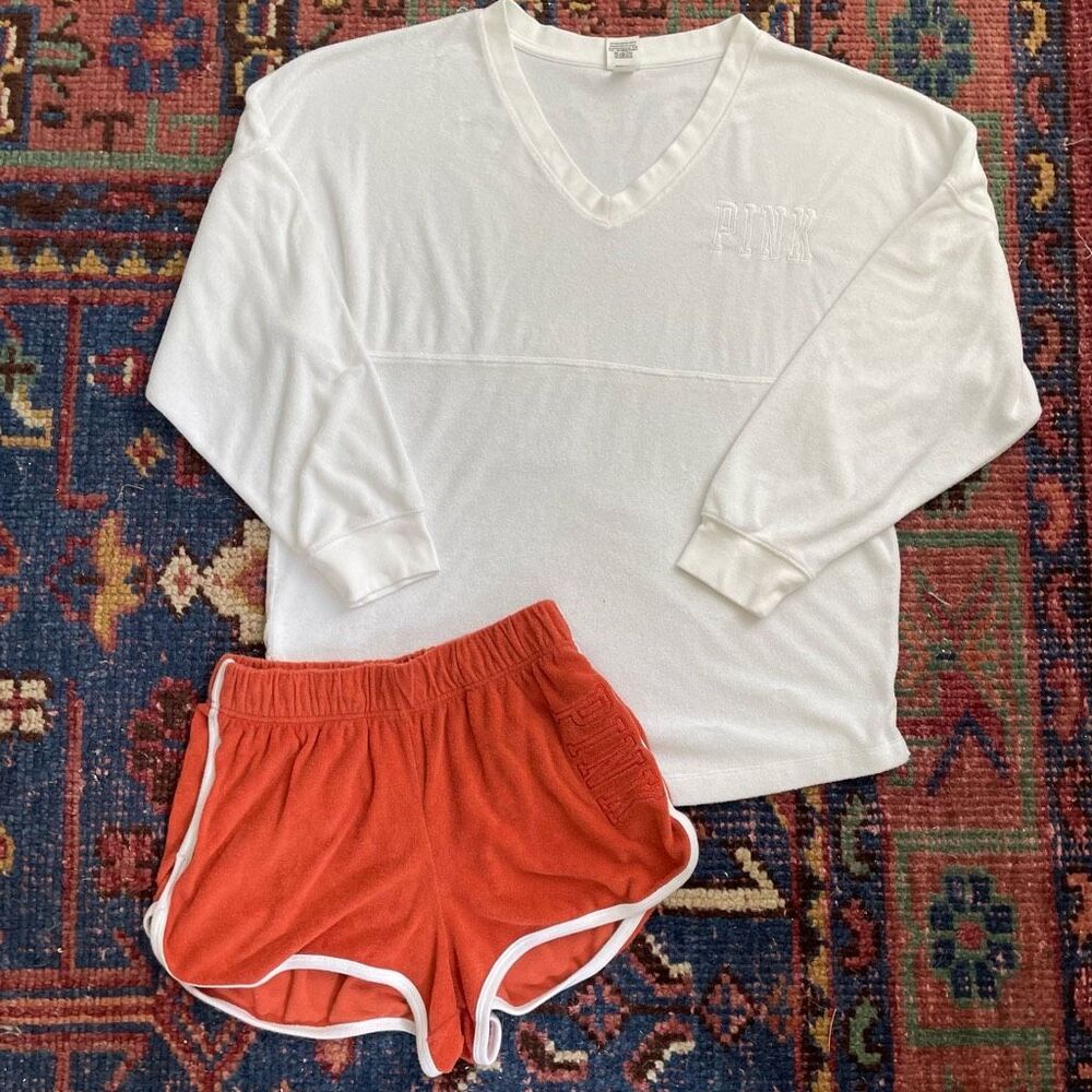 Victoria’s Secret Pink 2pc Shorts Pullover atop Outfit Terrycloth M